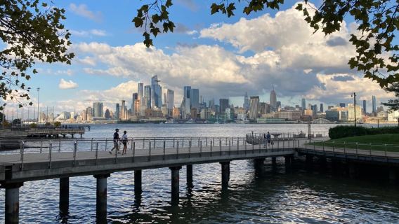 Hoboken: Private Walking Tour with Manhattan Views