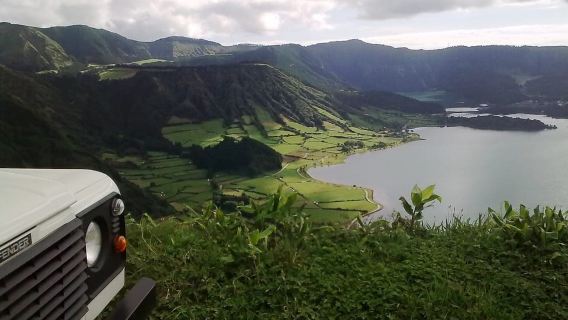 Azores: Sete Cidades Scenic Jeep Tour from Ponta Delgada