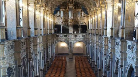 丹麥哥本哈根克倫堡+腓特烈堡【中文包車+私家定制+皇家盛宴】