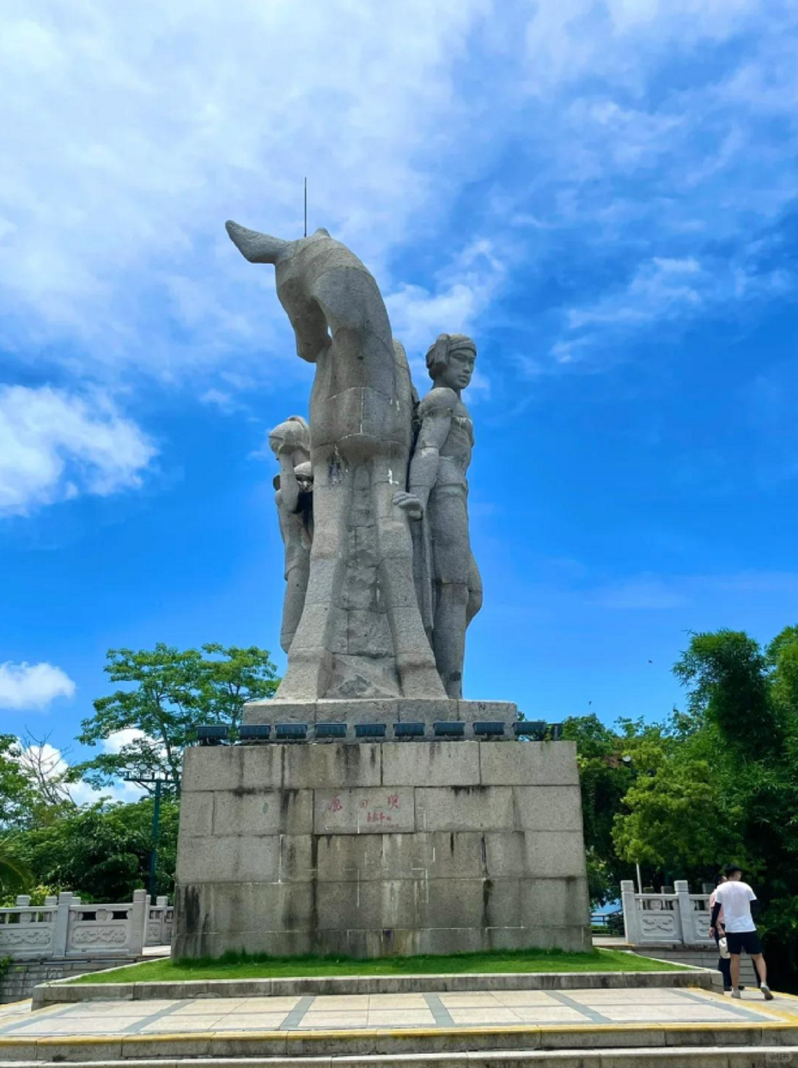 Sanya: tour di un giorno al Tempio Nanshan e Luhuitou (pranzo incluso)