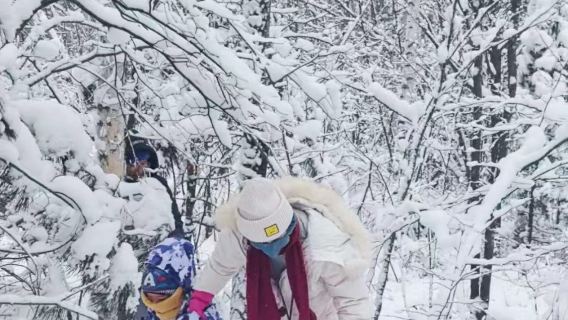 撫松·營地活動【長白山霧凜深雪健行｜冰釣｜雪地火鍋/鐵鍋燉｜雪圈單人票】