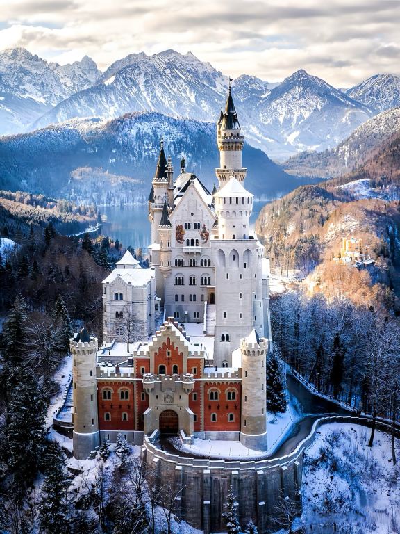 【宮廷童話一日加冕慕尼黑來回】新天鵝堡×壁畫小鎮×林德霍夫宮