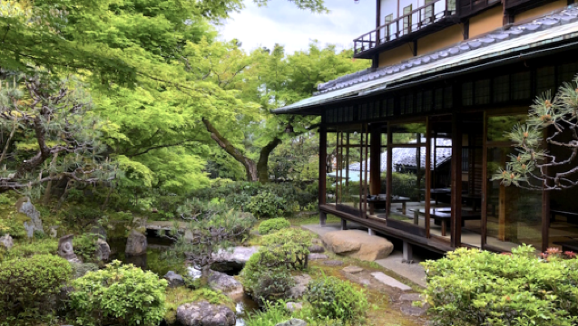 [Kyoto Kiyomizu-dera | Tofu-Spezialitäten-Restaurant] Hauptgeschäft Tofu-Suppe Okutan Kiyomizu