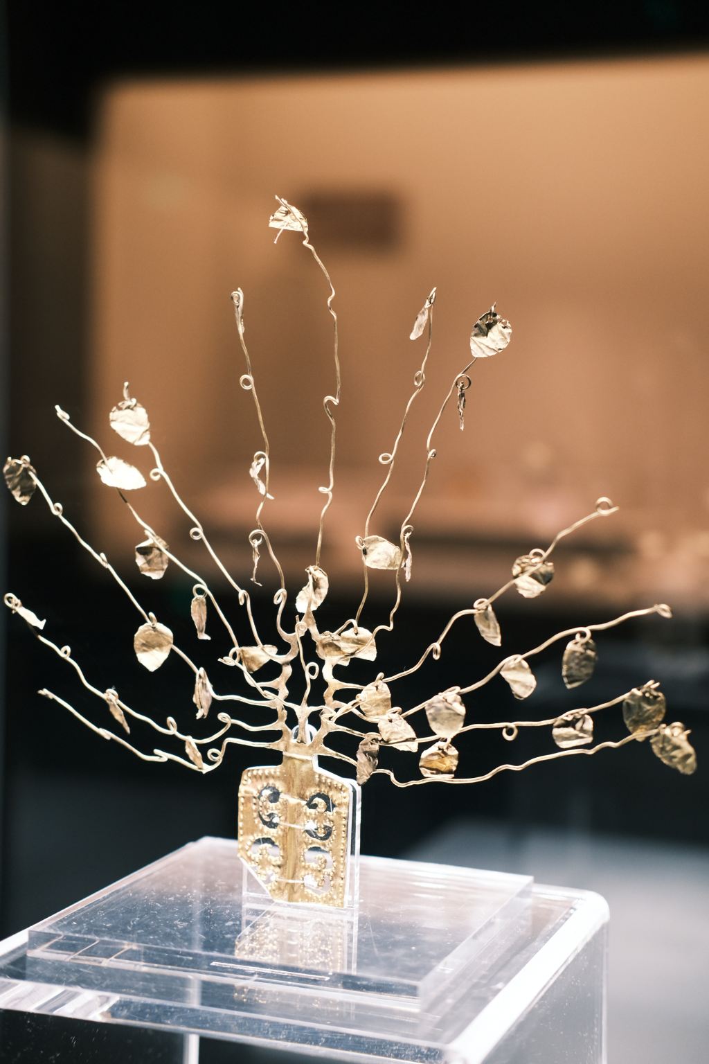 Liaoning Provincial Museum Half-Day Tour [2.5-hr In-Depth Commentary + Expert Guide + Bluetooth Headset Provided]