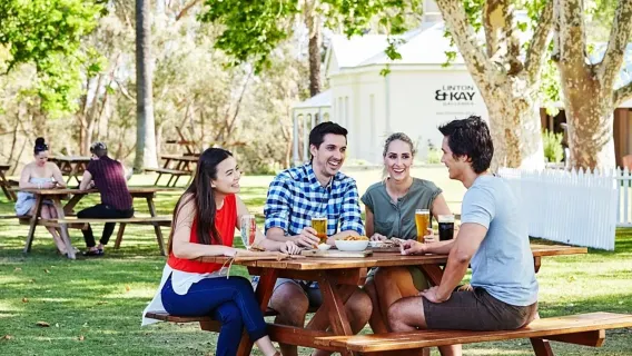 Passeio de um dia em Perth: Degustação de vinhos no Vale do Rio dos Cisnes + Cruzeiro [Inclui almoço, vinho e chá da tarde]