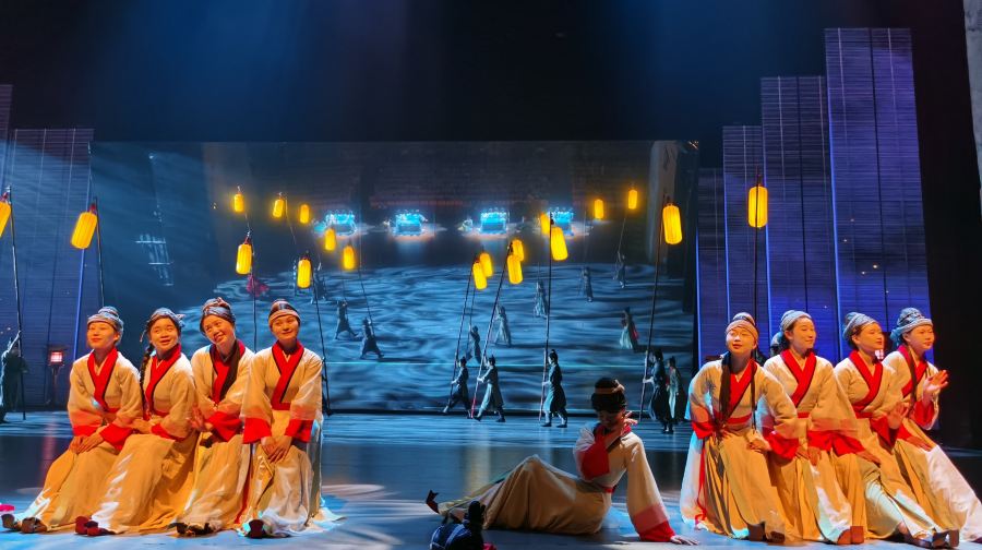 西安秦始皇帝陵博物院（兵馬俑）+《永生的軍團》演出一日遊【8人小團/上門接送】