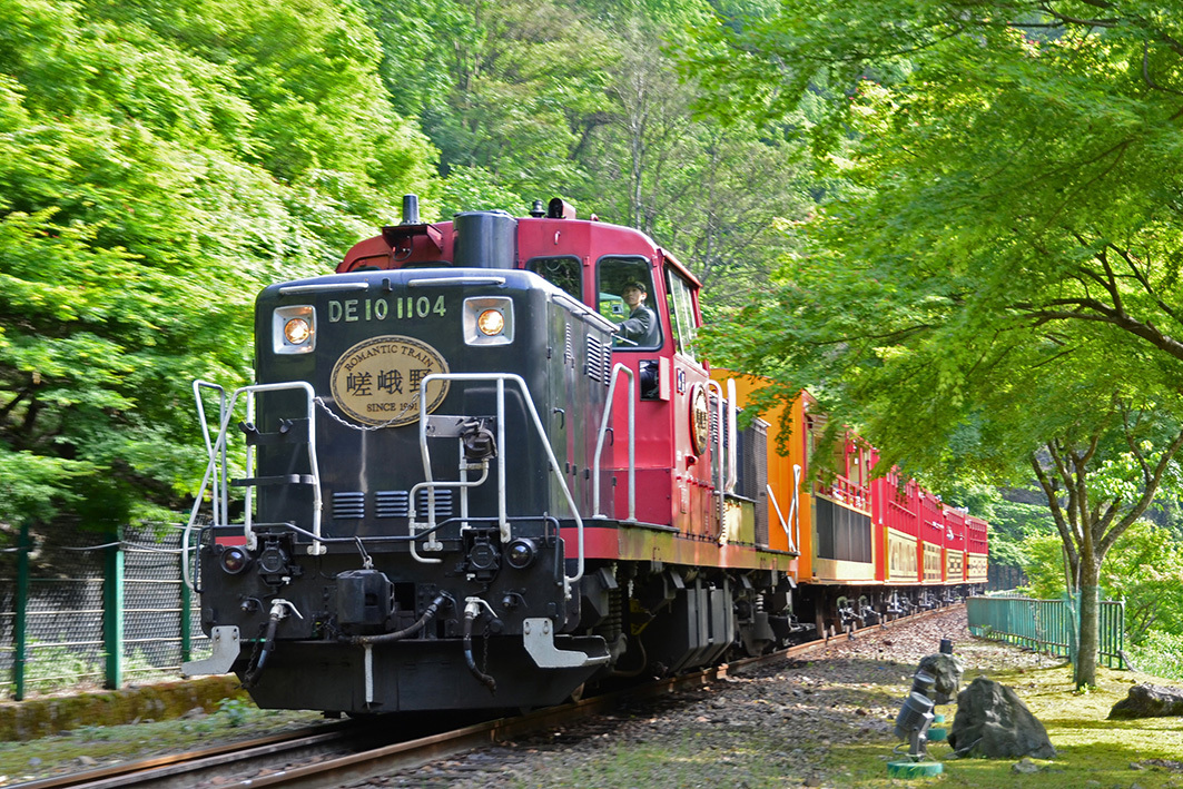 大阪/京都出發 京都小火車＋保津川漂流＋嵐山一日遊