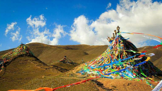 Eendaagse tour Xining Riyue Berg + Qinghai-meer + Chaka Zoutmeer | Engels gecharterde autovervoer + toegangstickets inbegrepen