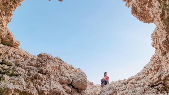 Musfur Sinkhole and Rawdat Rashed Village - Half-Day Tour