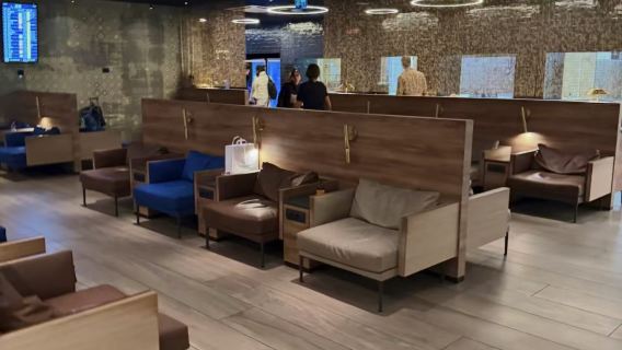 VIP-lounge-adgangsbillet til Rom Fiumicino Airport (FCO) i Italien (inkluderer omskiftning, ventetid, hvile samt mad og drikke)