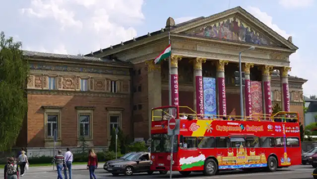 City Sightseeing Budapest Hop-on Hop-off Bus Tour
