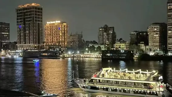 Cairo Nile Night Cruise / Belly Dance / Buffet Dinner / Hotel Pickup / Internet Celebrity Pharaoh Cruise