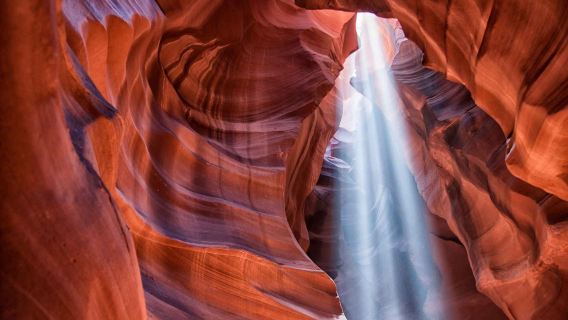 美國佩吉出發馬蹄灣＋羚羊峽谷半日遊【上或下羚羊谷可選】