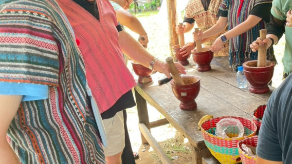 清邁秘密大象營一日遊：與大象為伴·暢玩黏黏瀑布