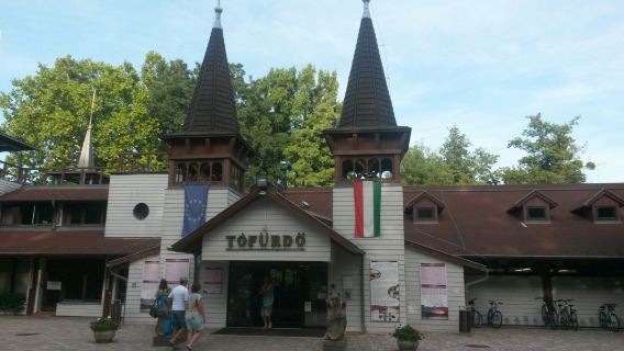 Budapest round-trip: Lake Balaton + Thermal Lake of Hévíz private charter 1-day tour [admission ticket not included]