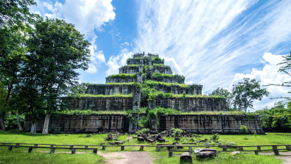 Full Day Koh Ker and Beng Mealea Explorer Joined Tour