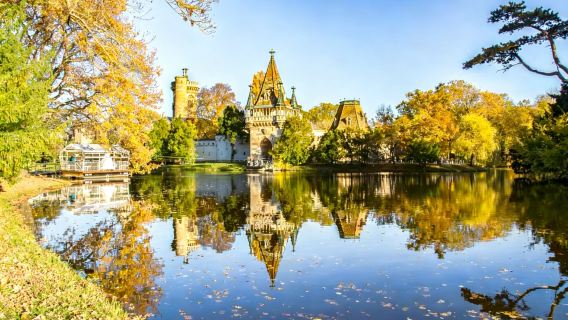 維也納中世紀城堡與地下湖的探秘包車之旅