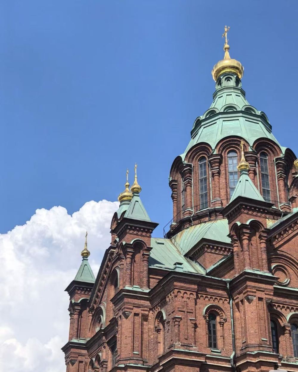 Helsinki Classic Architecture & Culture 1-day Tour with Private Charter (Chinese & English-speaking Driver)