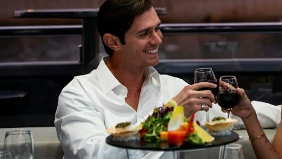 ซิดนีย์: ล่องเรืออาหารเย็นเรือกระจกชมวิว + ไวน์