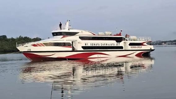 ตั๋วเรือเร็วจากบาหลี (ท่าเรือปาดังไบ) ไปยังเกาะกิลีและลอมบอก