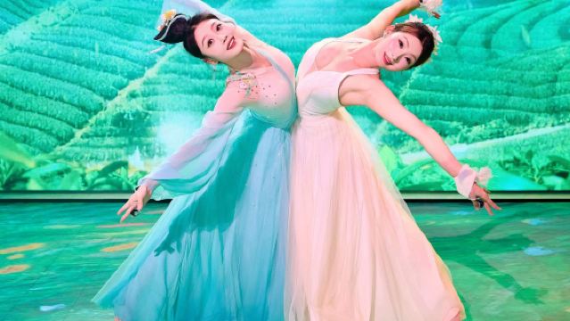 Jiangxi Palastbankett · Jiangwan Banketterlebnis (Luxusgenuss + Chinesische Tanzvorführung + Kaiserliches Festmahl + Immersives Erlebnis)