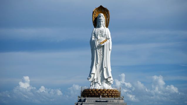 Private Chartered Tour to Nanshan Scenic Area (Departing from Sanya)