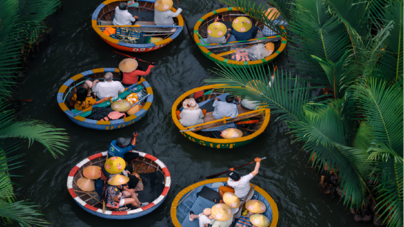 [Lyktaktivitet i Hoi An] Från Da Nang, Vietnam - Tillverkning av lyktor i Hoi An + Korbfartyg + Nattlig tur i Hoi An