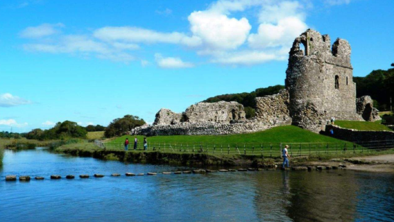 1-day tour to Cardiff: South Wales cliffs, bays and castles