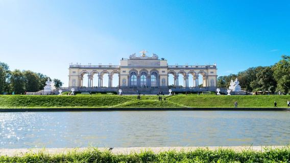 Vienna: Skip the Line Schönbrunn Palace & Panoramic Train