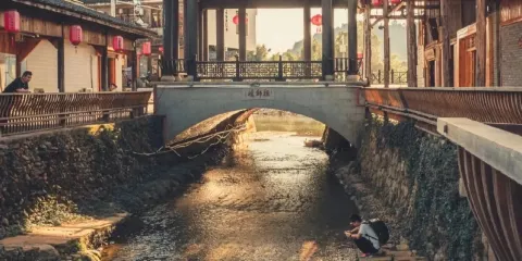 武夷山龍川大峽谷+下梅古民居+國家公園1號線+月亮灣包車1日遊