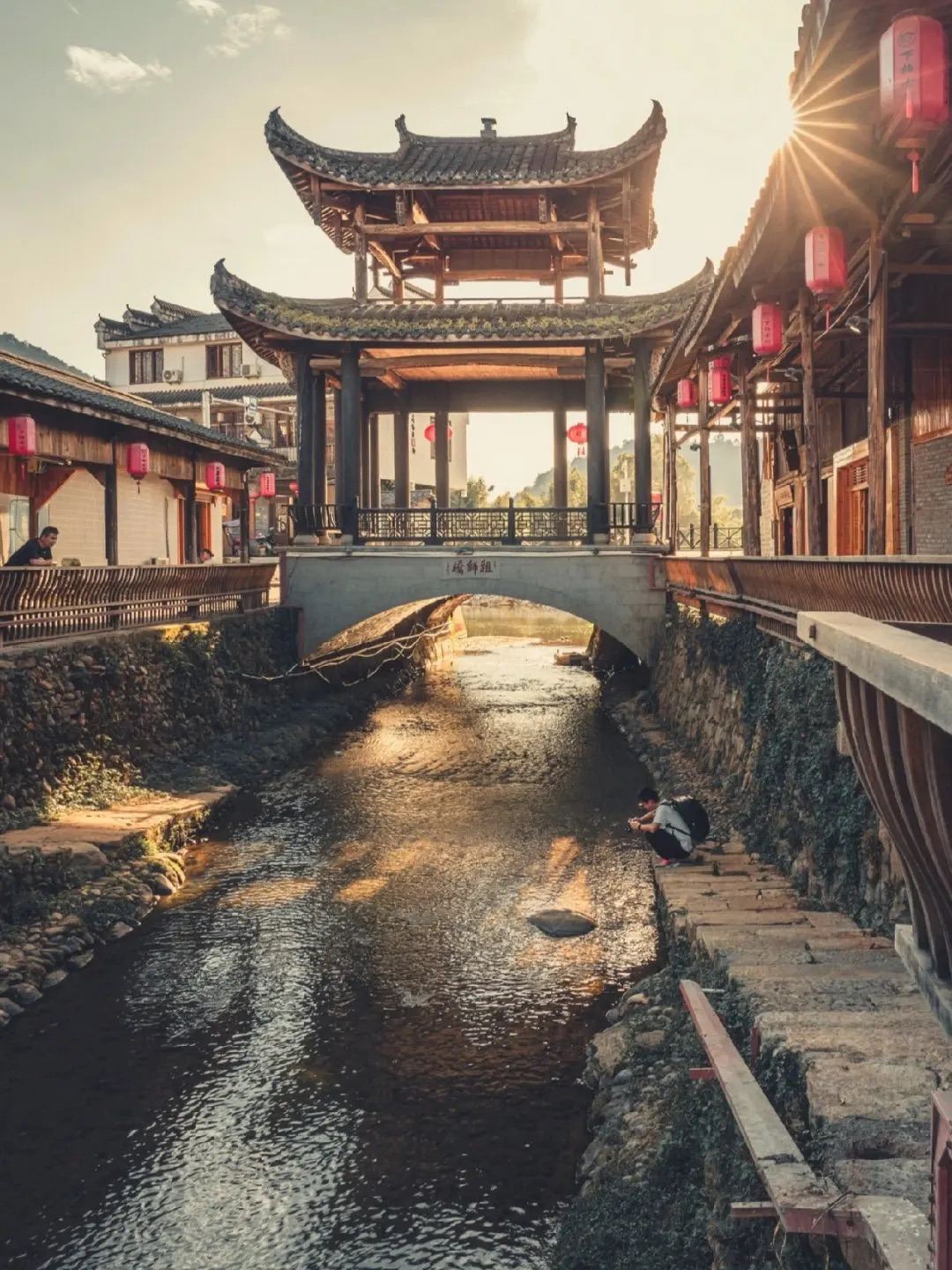 武夷山龍川大峽谷+下梅古民居+國家公園1號線+月亮灣包車1日遊