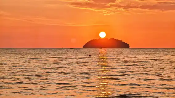 沙巴丹絨亞路海灘|夕陽立槳|海上夕陽+SUP教練+接駁服務