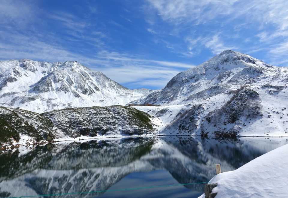 1-day tour of Tateyama Kurobe Alpine Route: Departing from Nagano