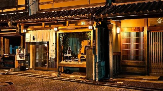 日本京都-瑠璃光院-三千院-貴船神社-嵐山-熱門景點一網打盡