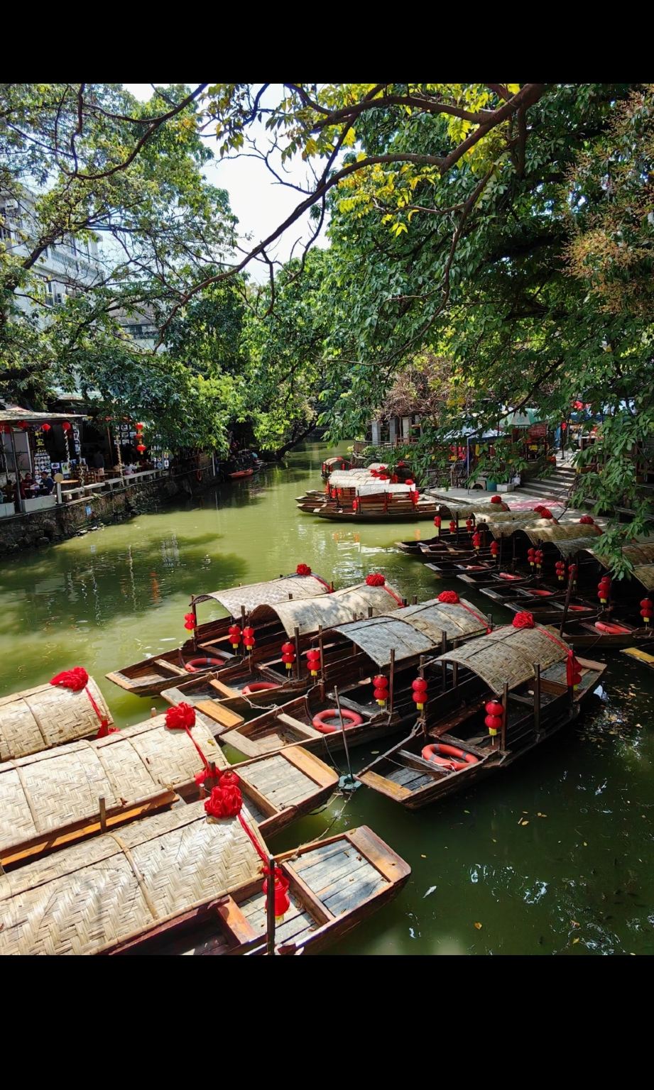 1-day tour of Guangdong, China: Foshan Zumiao + Fengjian Canaltown + Foshan Lingnan Tiandi + Qinghui Museum