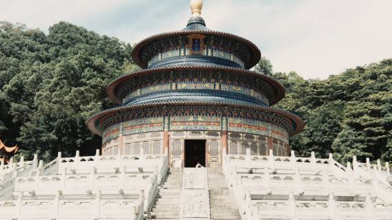 揭西黃滿寨瀑布+黃龍寺潮汕小天壇一日遊【10小時包車純玩】