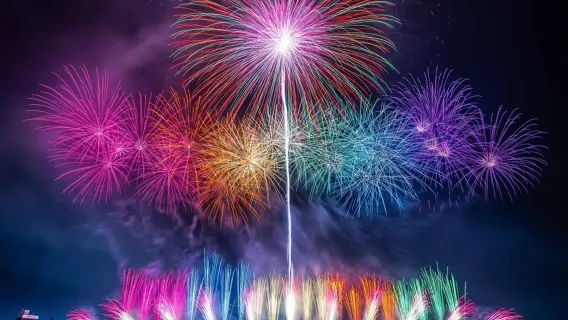 9-person small group · Japan Enoshima Atami Fireworks Festival 1-day tour · Tokyo hotel pickup and drop-off + Chinese service