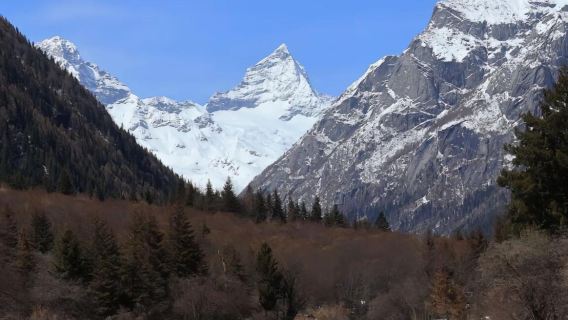 Tagesausflug von Chengdu zum Siguniang-Berg, Shuangqiao-Tal und Maobiliang mit Privattransfer und englischsprachigem Service