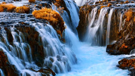 Iceland Golden Circle 1-Day Tour with Private Charter - Thingvellir National Park + Geysir Hot Spring + Gullfoss Waterfall