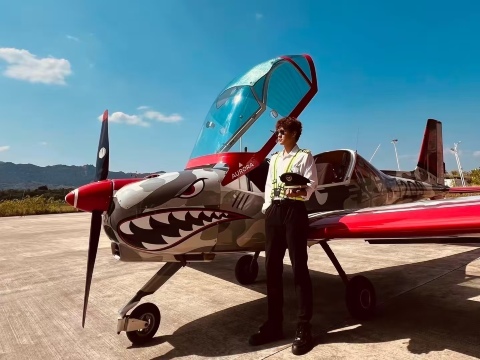 Pengalaman Terbang Helikopter di Chongqing (Pemandangan Kota Pegunungan dan Ngarai Sungai dari Atas 