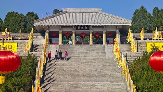 黃帝陵軒轅廟+陜西黃河壺口瀑布一日遊【含黃帝陵景區專業導覽】