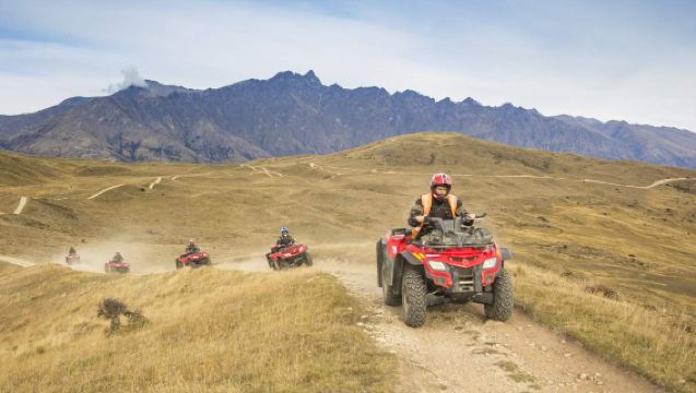 Queenstown quad bike adventure tour in New Zealand | 4WD off-road adventure | Hotel transfers