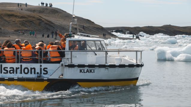 Boat ticket for amphibious boat/rubber boat tour at Jökulsárlón Glacier Lagoon in Iceland