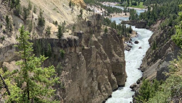 美國鹽湖城+黃石國家公園+猛獁溫泉+黃石大峽谷【包車可定制】