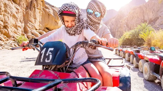 Şarm El-Şeyh'te ATV Turu: İsteğe Bağlı Deve Turu, Akşam Yemeği ve Gösteri ile