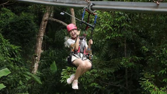 Phuket: Doświadczenie zjazdów na linie w dżungli Hanuman (wysokogórska przygoda na linach + opcjonalnie wiele stacji)