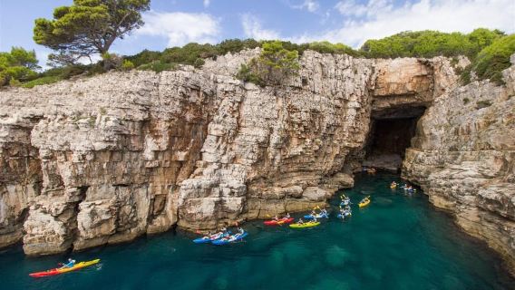 Dubrovnik: Tour de kayak en el mar de medio día