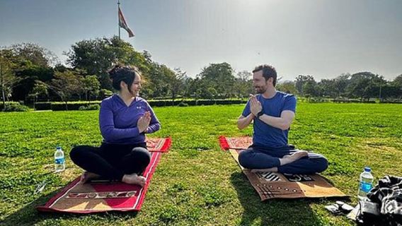Jaipur: Traditional Indian Yoga Experience