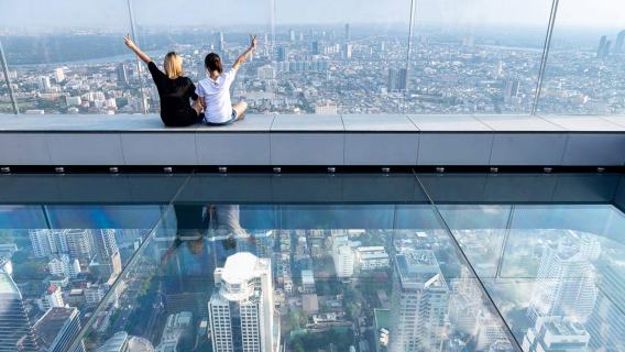 Небесная тропа Mahanakhon - Напитки и питание