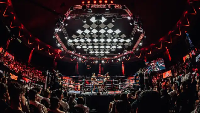 曼谷頂級拉差丹儂拳擊場的泰拳之夜